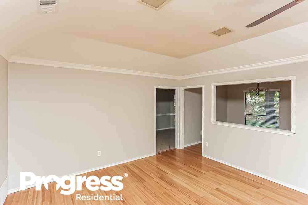 3525 Willowbrook Dr - Photo 3 of 16
