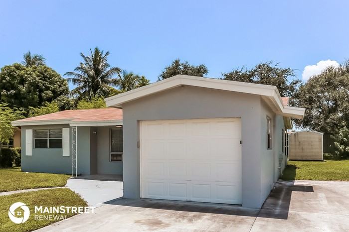 3802 Nw 34th St - Photo 3 of 17