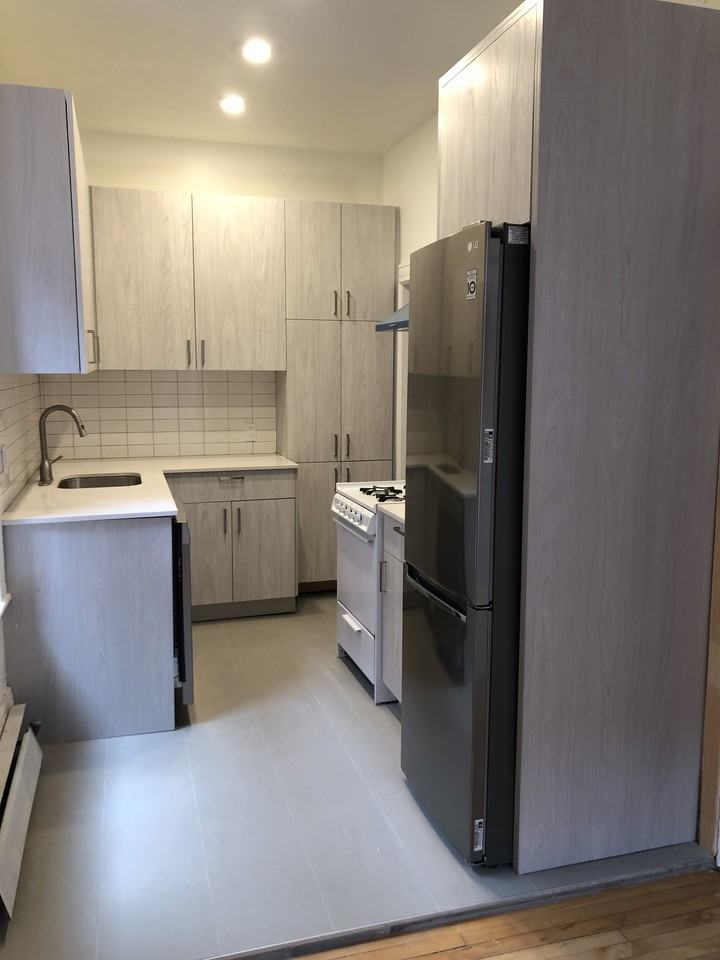 1128 Avenue Laurier Ouest - Photo 3 of 14