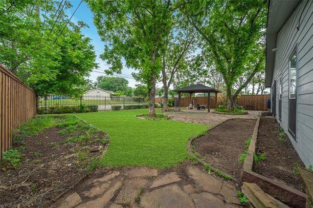 1043 Elmwood Drive - Photo 4 of 13