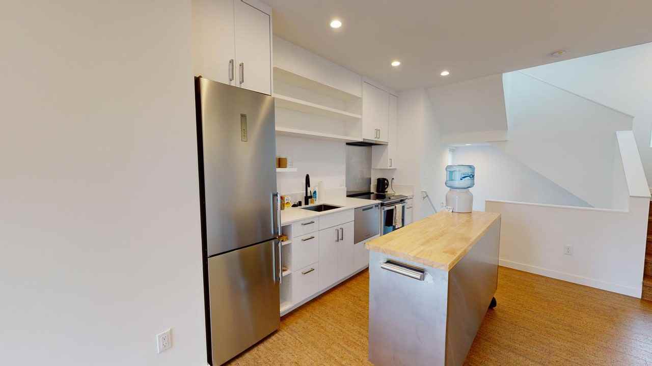 3640 Interlake Ave N - Photo 2 of 17