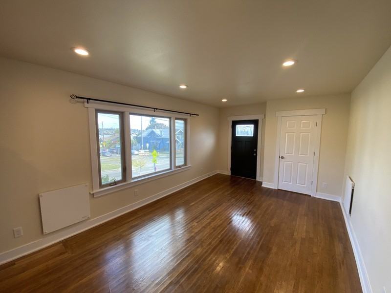 2801 18th Ave S - Photo 2 of 13