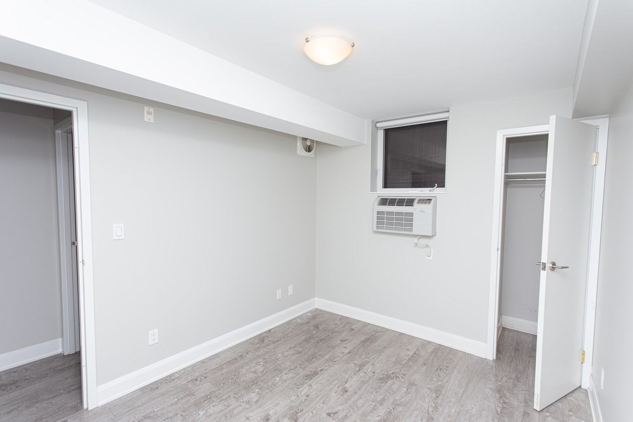 686 Bathurst Street - Photo 9