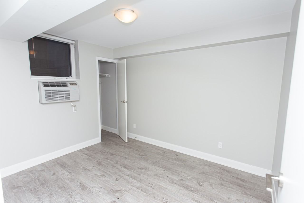 686 Bathurst Street - Photo 8