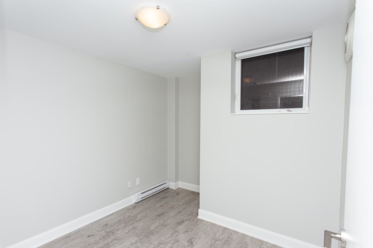 686 Bathurst Street - Photo 10