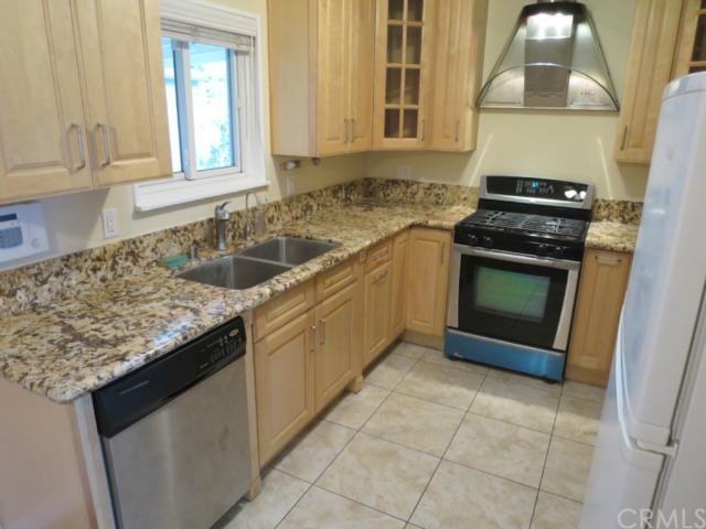11125 Wildflower Rd - Photo 2 of 15