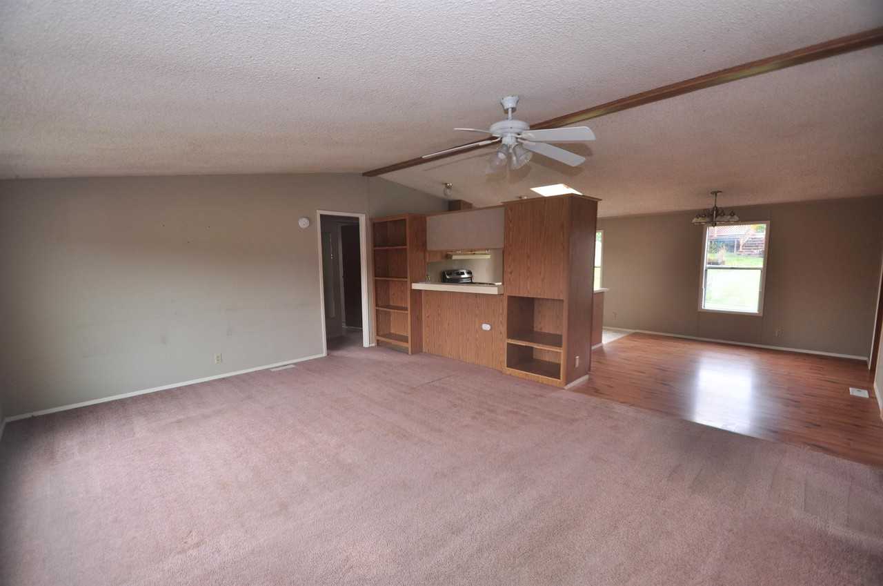 100 Se 6th St #1 - Photo 3 of 11