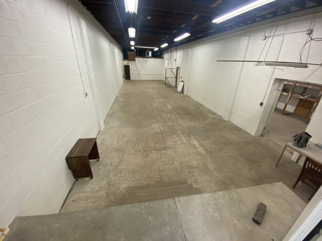 326 E 25th St #1 - Photo 2 of 20