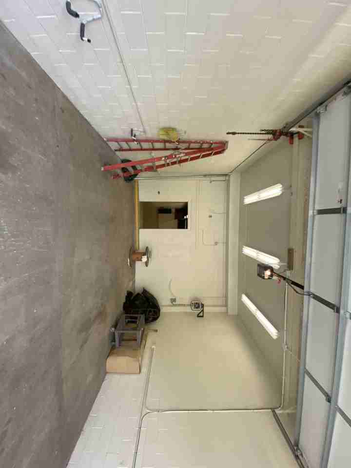 326 E 25th St #1 - Photo 3 of 20