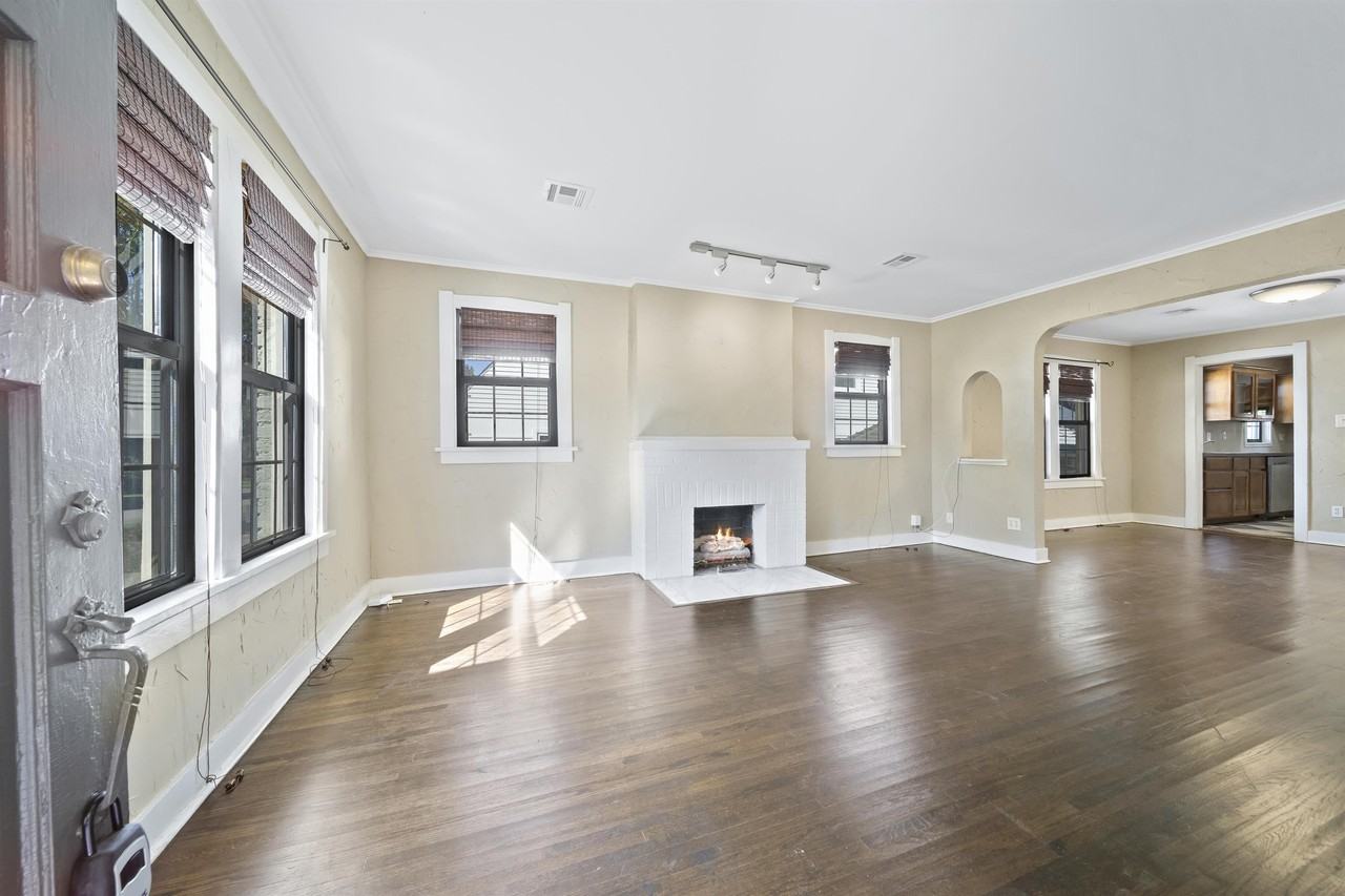 1231 S Richmond Ave #1 - Photo 5 of 18