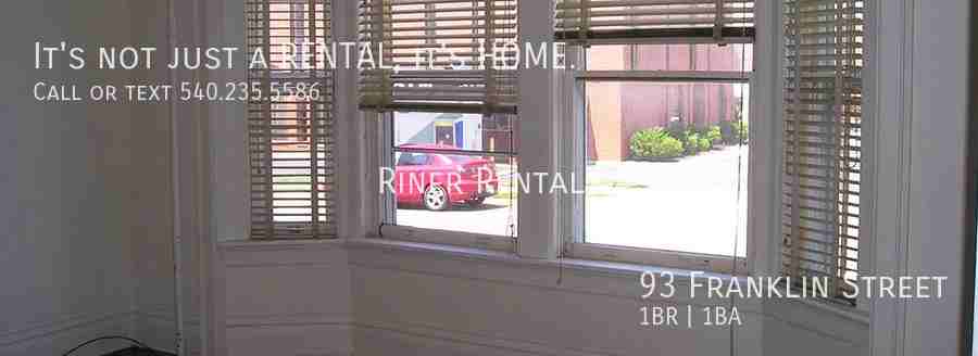 93 Franklin St - Photo 3 of 5