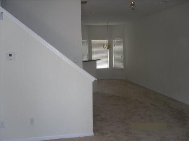 290 Brookview Dr - Photo 2 of 3