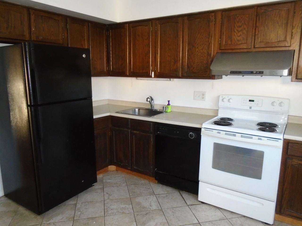 3539 Split Rail Ln - Photo 3 of 18