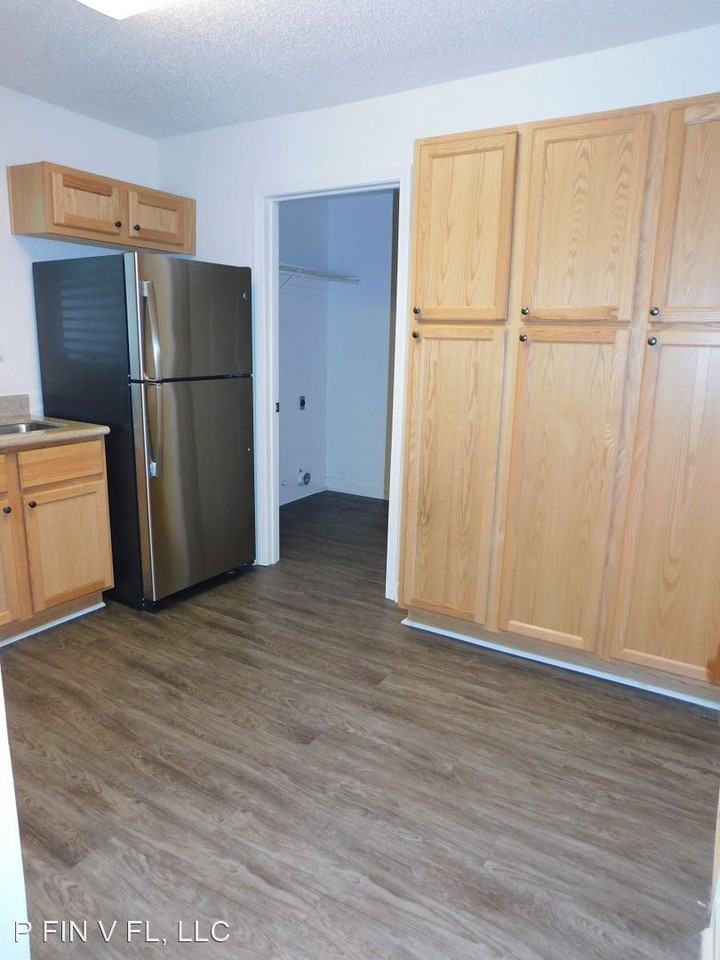 37 Laiken Ct - Photo 2 of 19