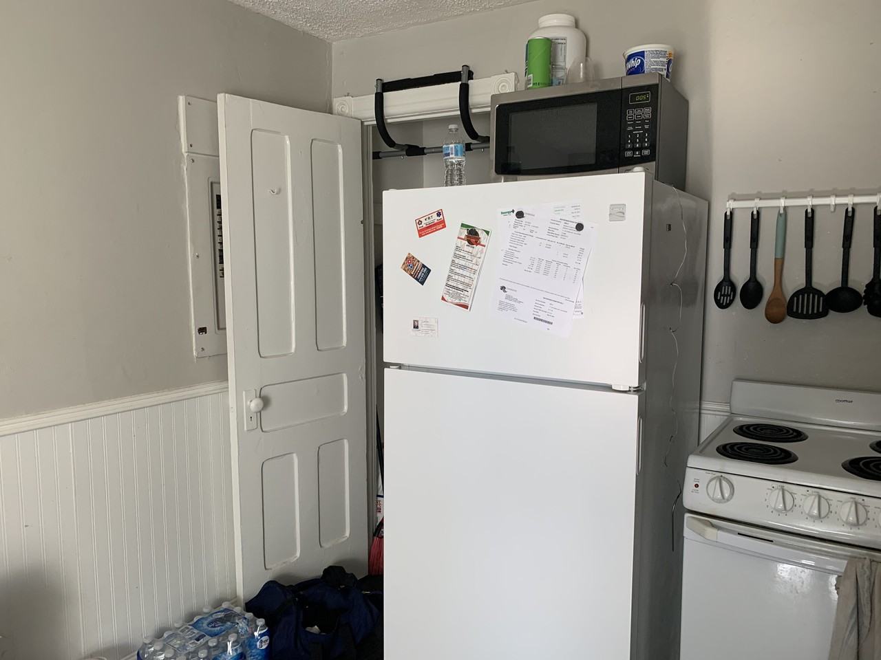 17 Victoria Ave #2 - Photo 3 of 10