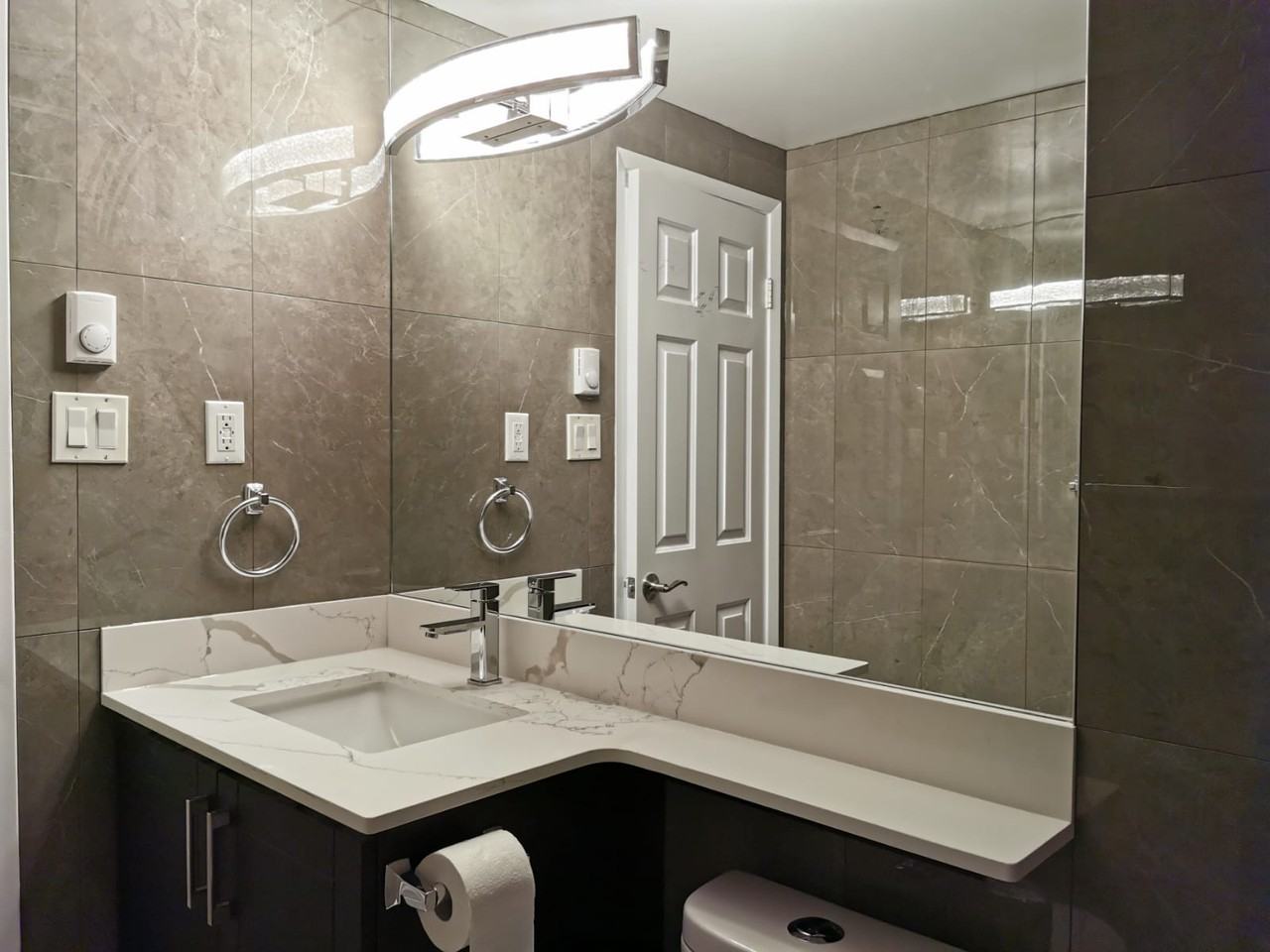 1809 Danforth Avenue - Photo 7 of 17