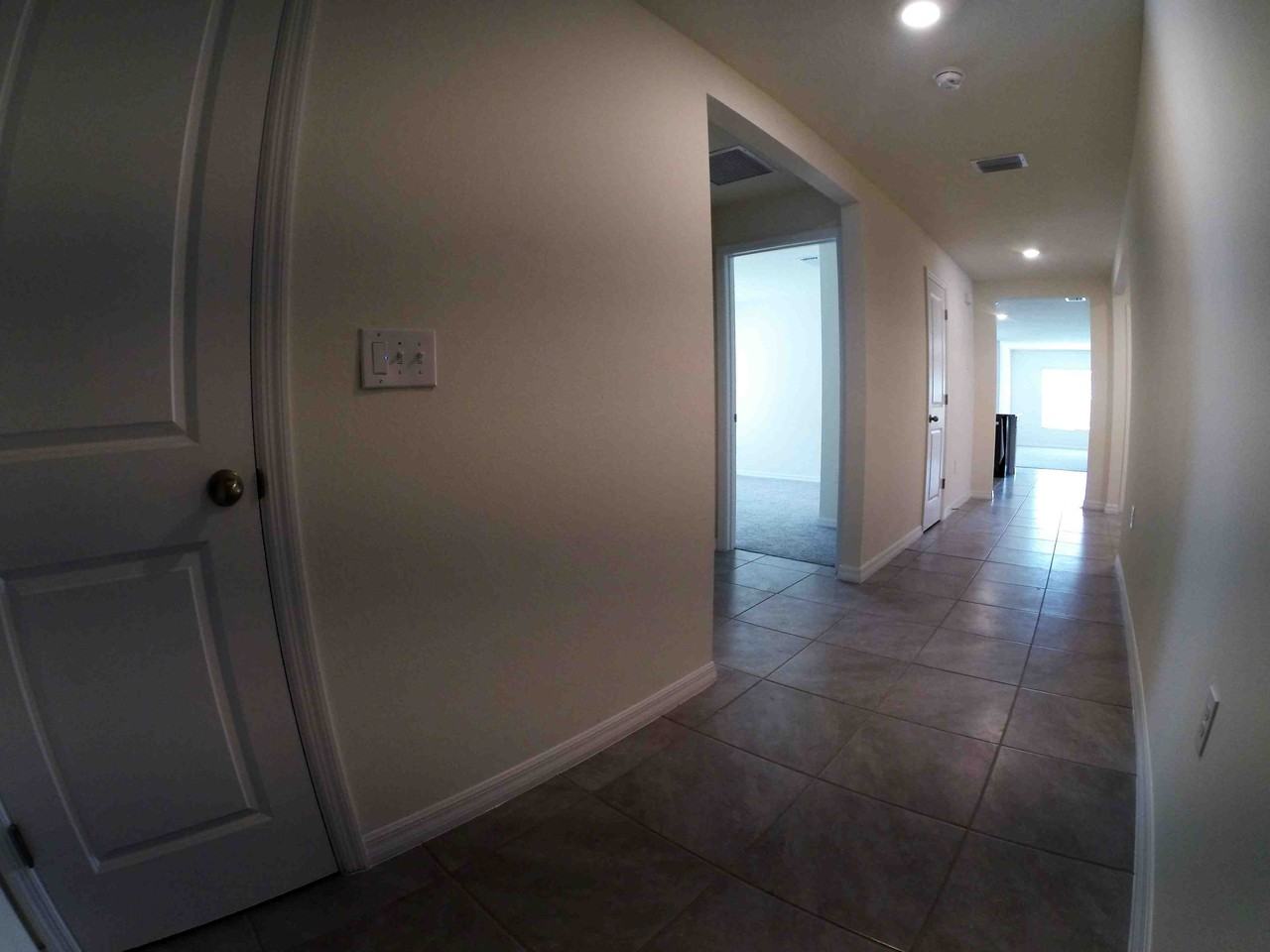 8724 Southwest 49th Circle - Photo 4 of 25