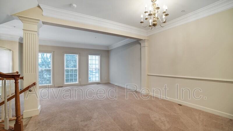 5109 Strawbridge Ter - Photo 5 of 22