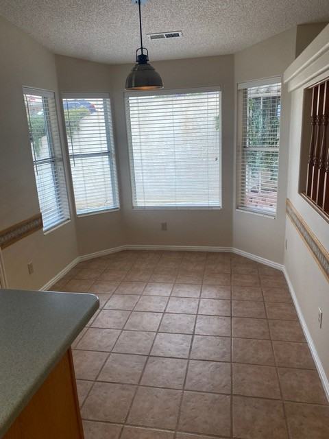660 E Vermillion Ave #1 - Photo 6 of 38