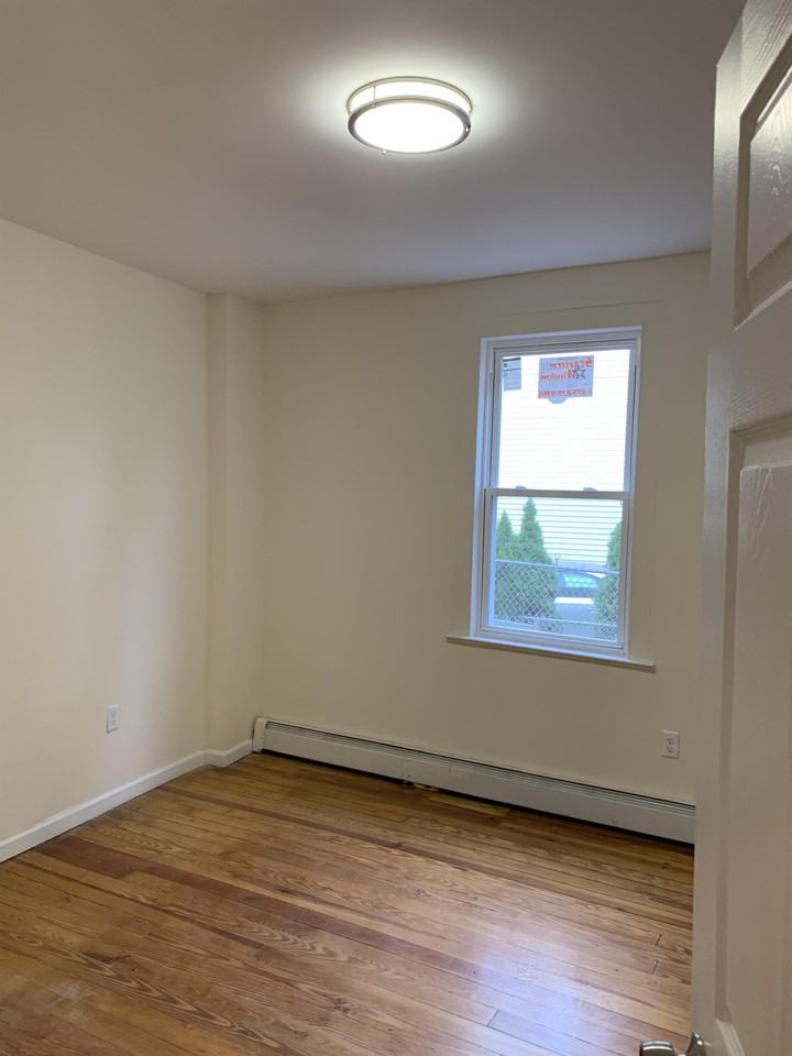 285 285 Fulton Streetunit 4 #4 - Photo 5 of 9