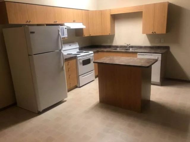 12015 Royal Oaks Drive - 1 #1 - Photo 2 of 10