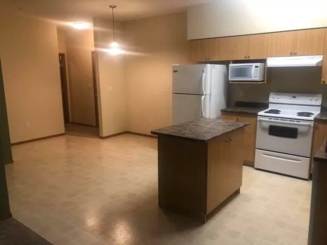 12015 Royal Oaks Drive - 1 #1 - Photo 3 of 10