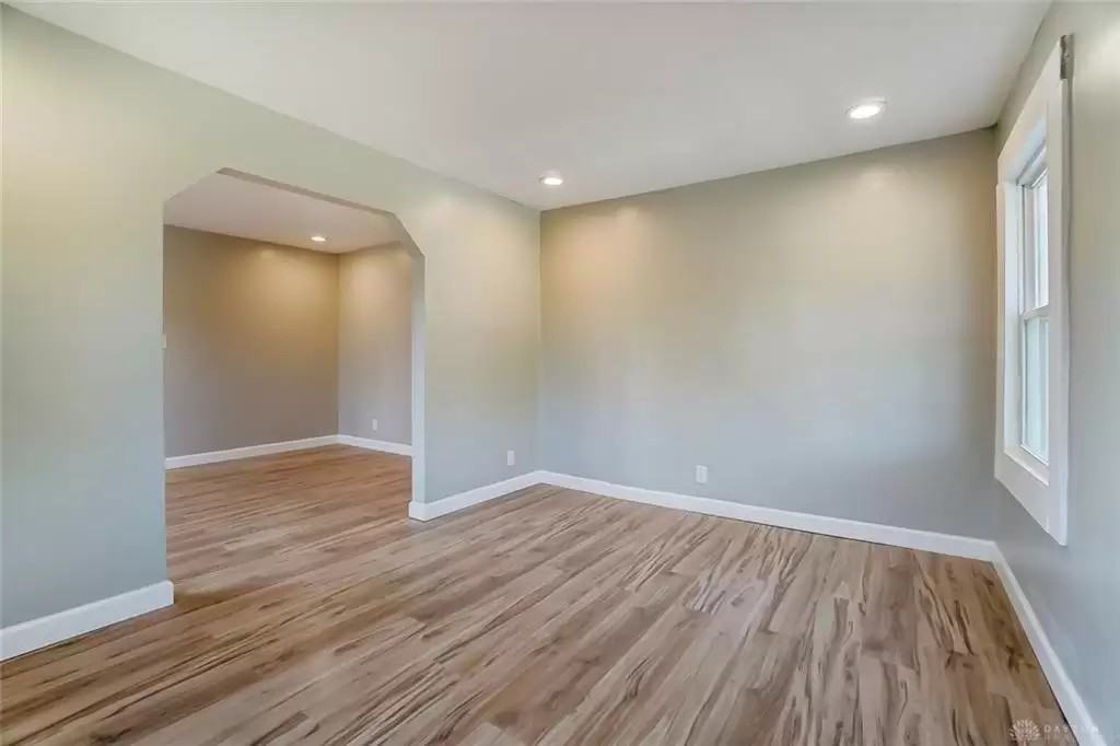450 Groveland Avenue - Photo 2 of 6