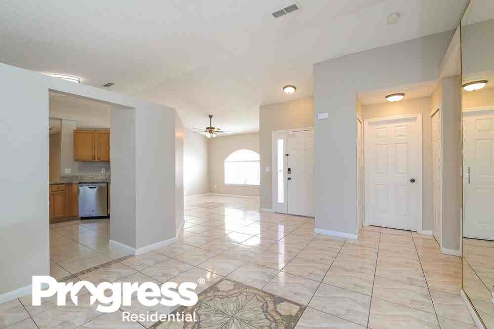 108 Pine Bark Way - Photo 3 of 16