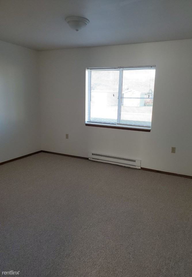 Brookwood Springs Apartments 235 Dwyer St, Clare, MI 48617 Zumper