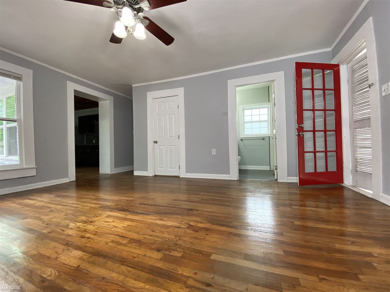 1738 Santa Anna - Photo 2 of 11