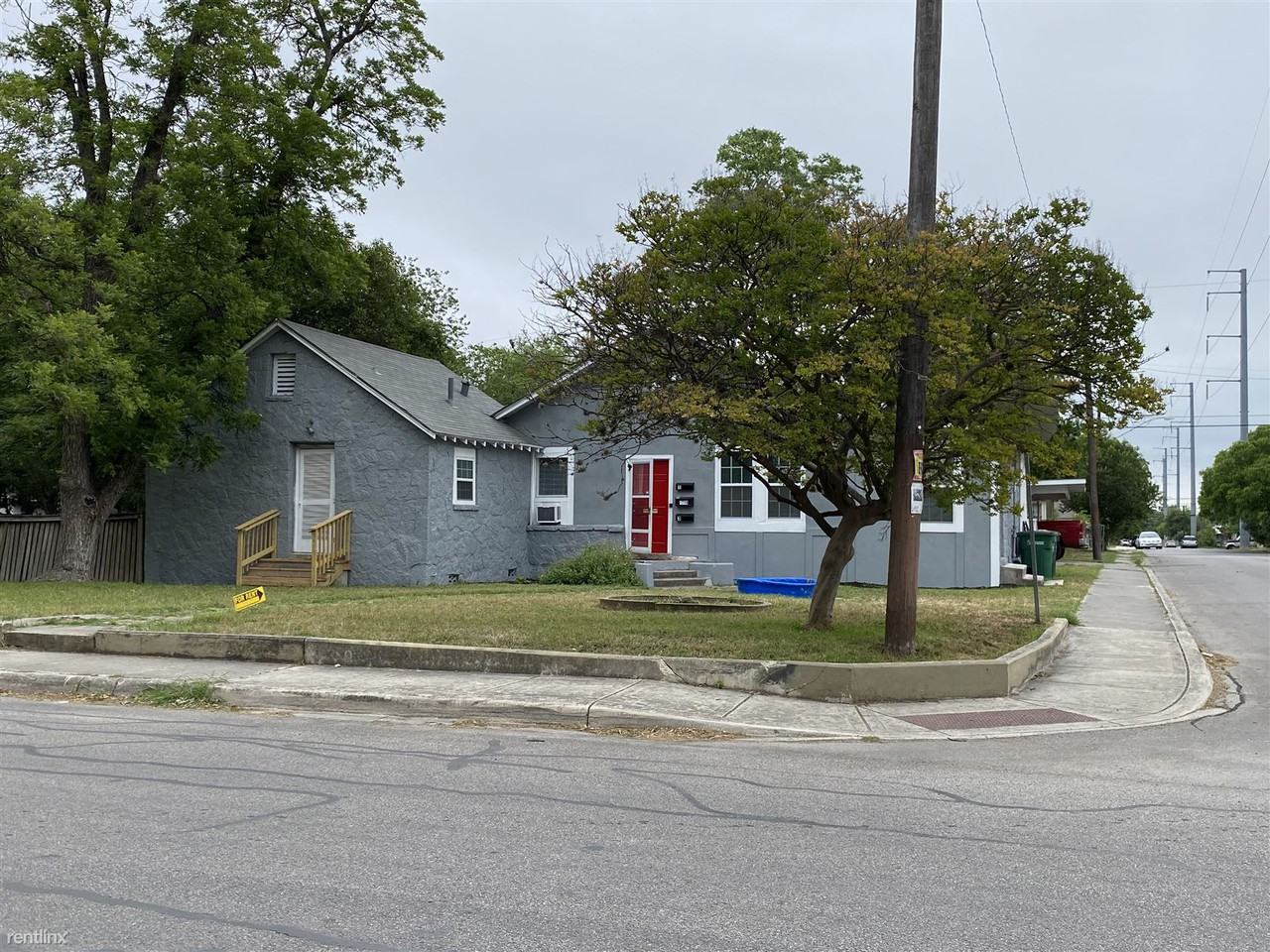 1738 Santa Anna - Photo 3 of 11