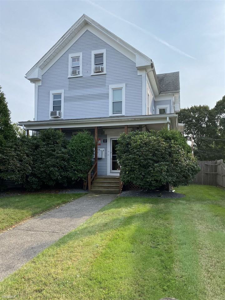 224 Centre St - Photo 2 of 6