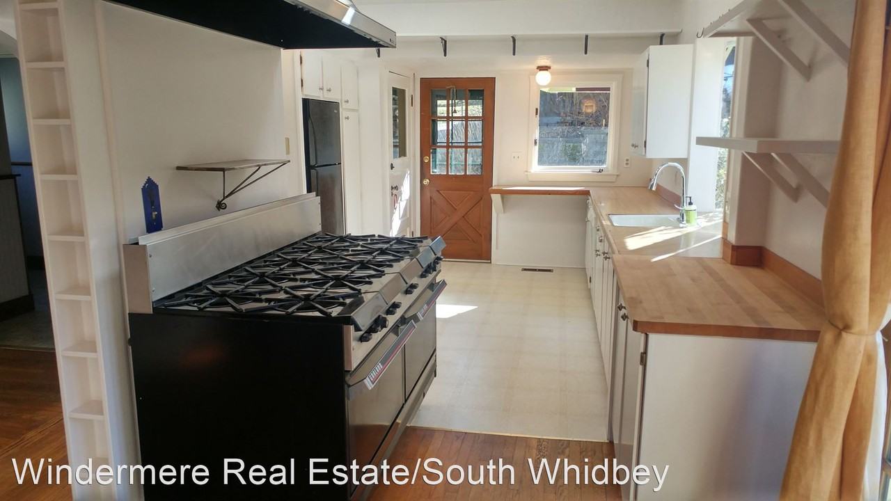 475 1st St - Photo 2 of 24