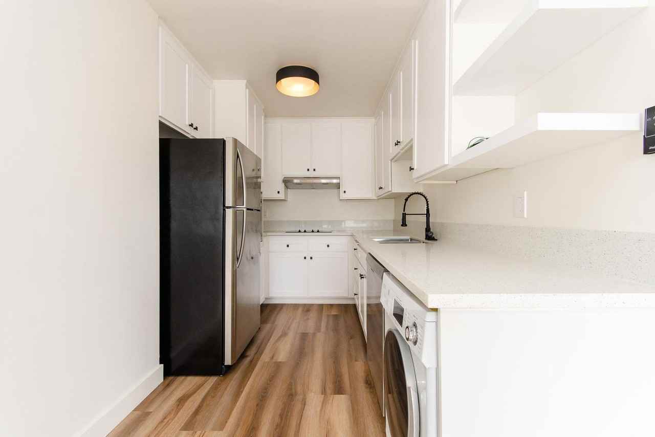 1332 N Vista Street - Photo 2 of 19