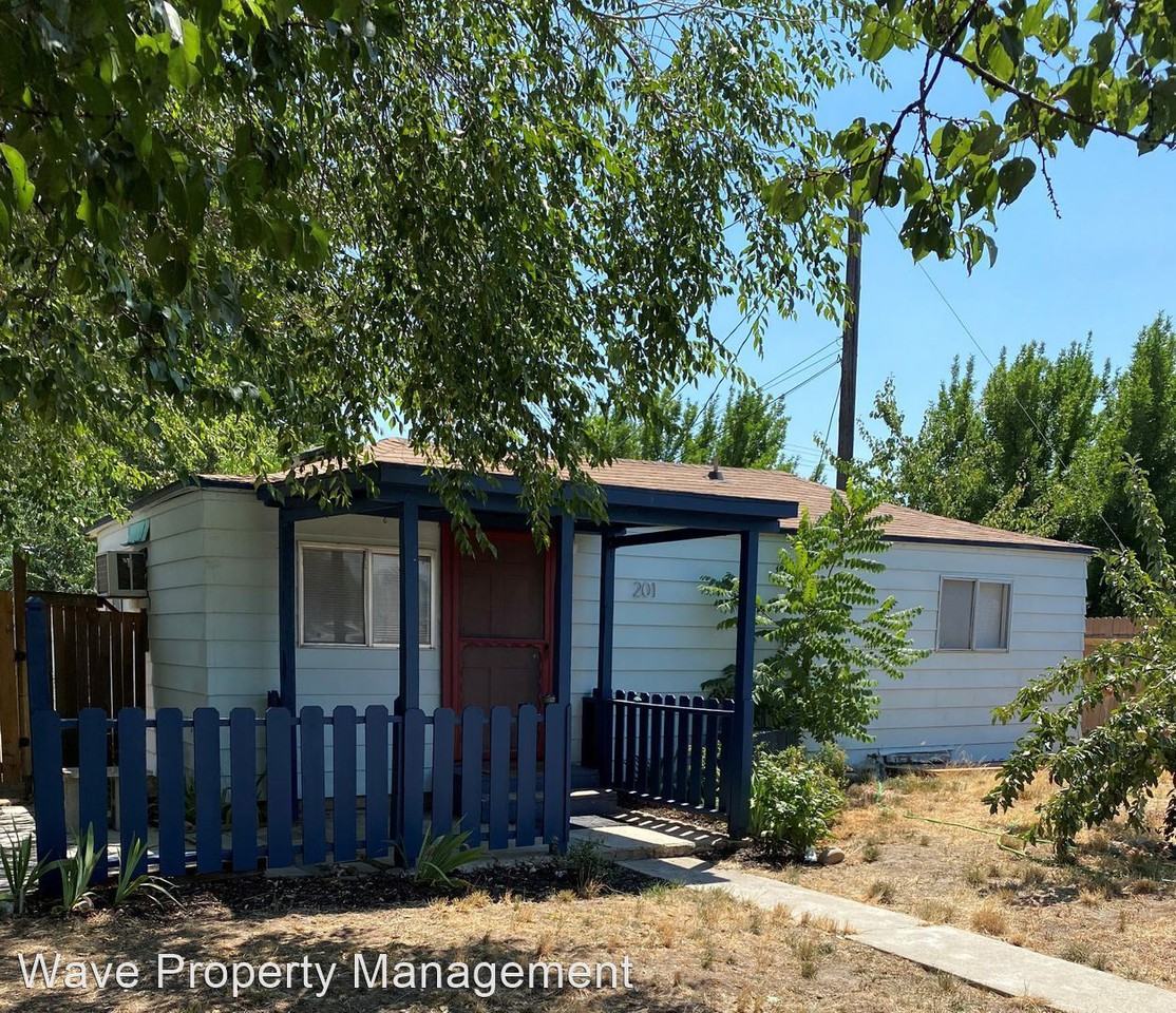 33rd Street Property - Photo 2 of 9