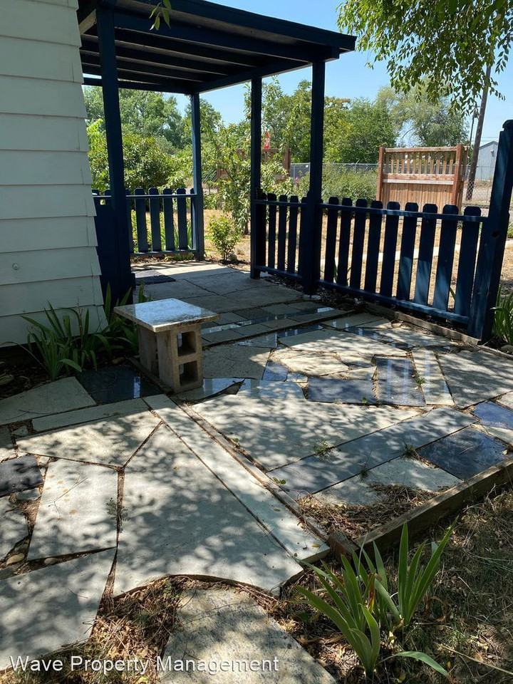 33rd Street Property - Photo 3 of 9