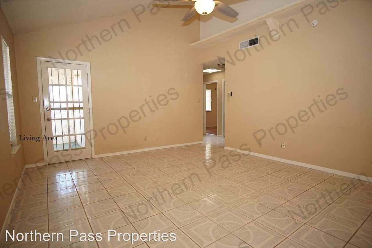 2136 Lyman Dutton Cir - Photo 2 of 17