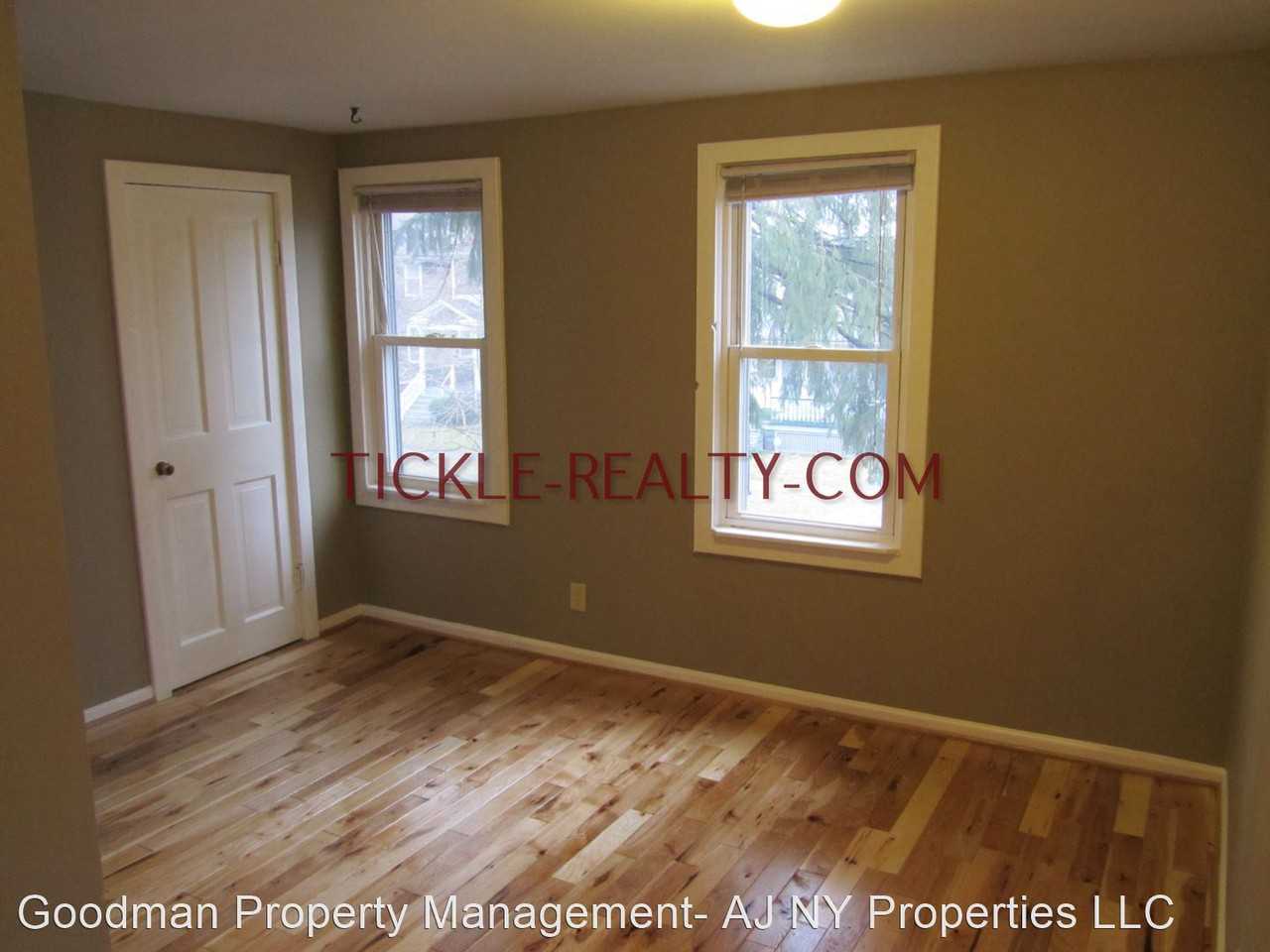 839 Meigs Street - Photo 3 of 16