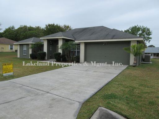 4543 Ashford Dr - Photo 3 of 34