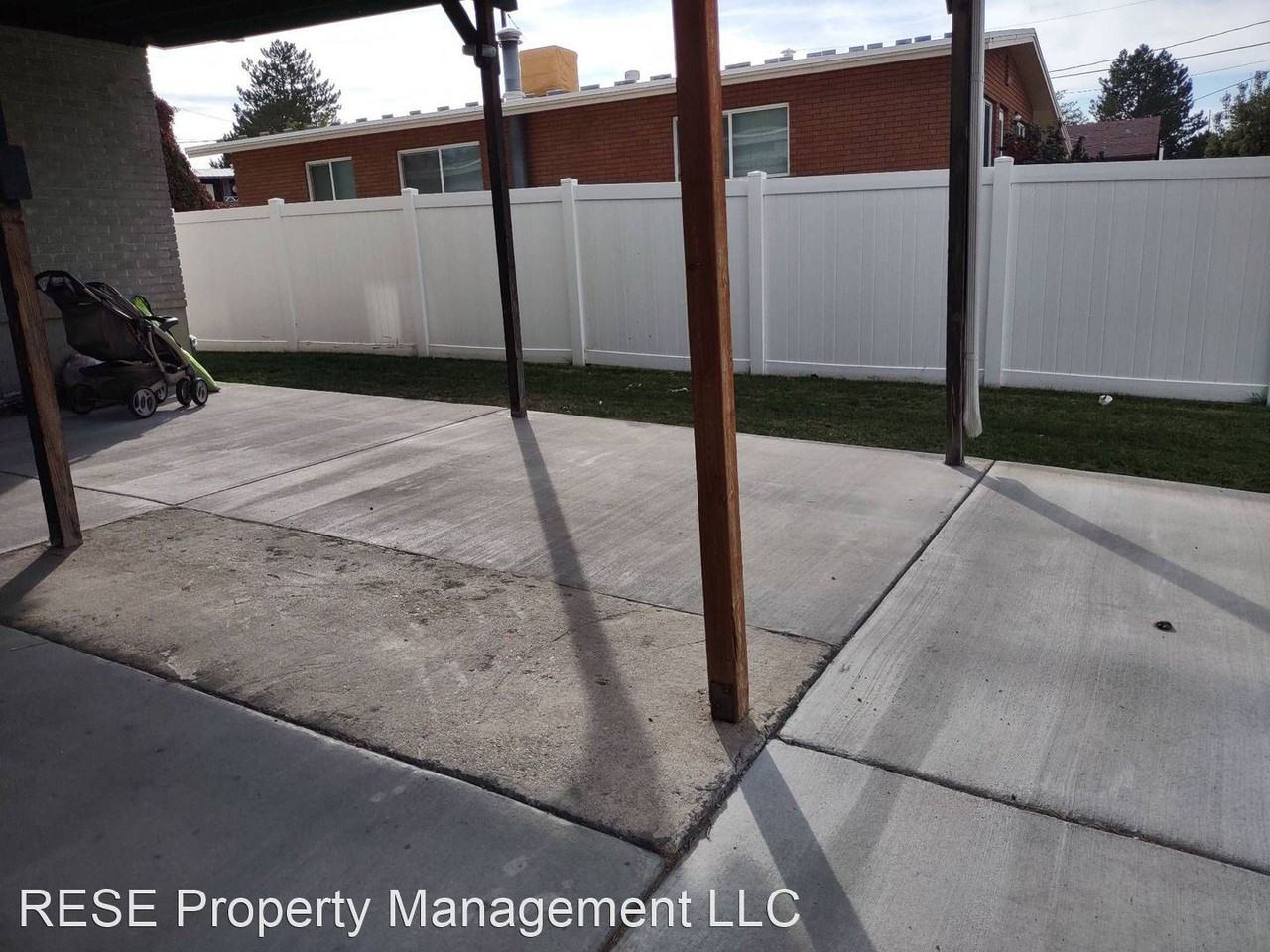 383 W 5100 S - Photo 3 of 17