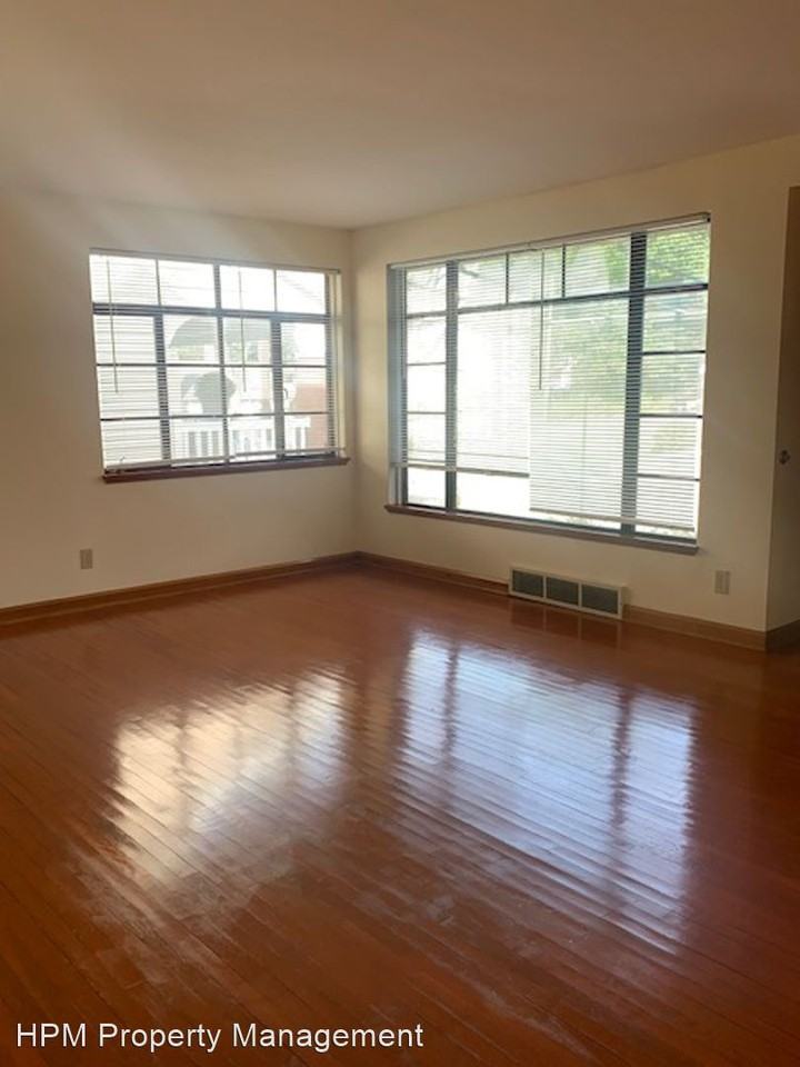 1524 Ridgeway Pl Nw - Photo 3 of 29