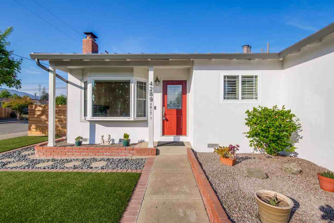 4289 Bloomfield Dr - Photo 2 of 28