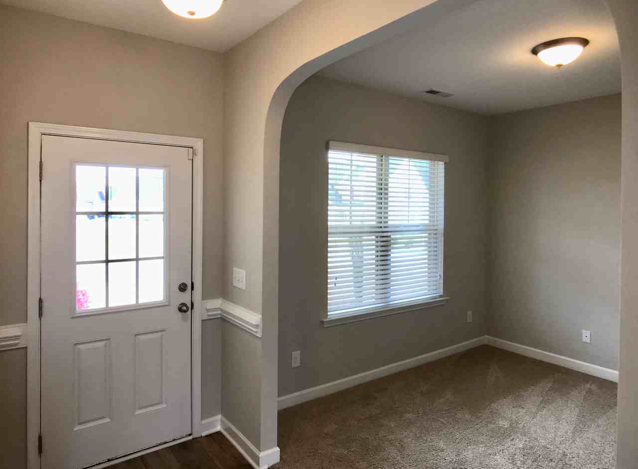 39 Marsh Creek Dr - Photo 2 of 21