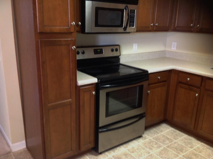 146 Alton Cir - Photo 2 of 8