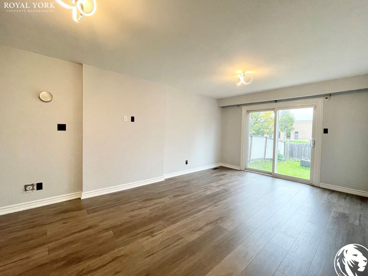 90 Littleleaf Dr #1 - Photo 2 of 25
