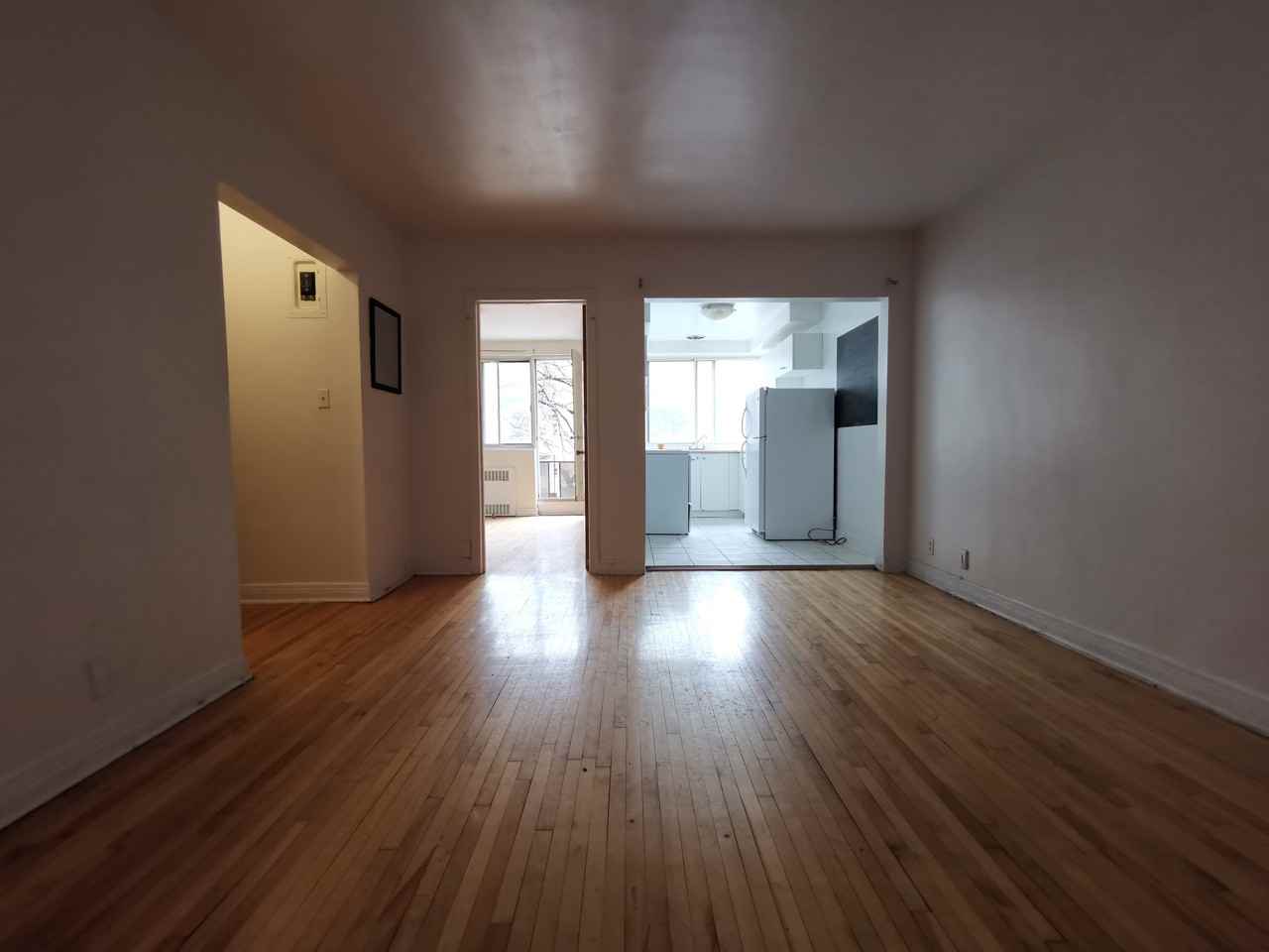 3325 Boul édouardMontpetit, Montréal, QC H3T 1K4 1 Bedroom Apartment