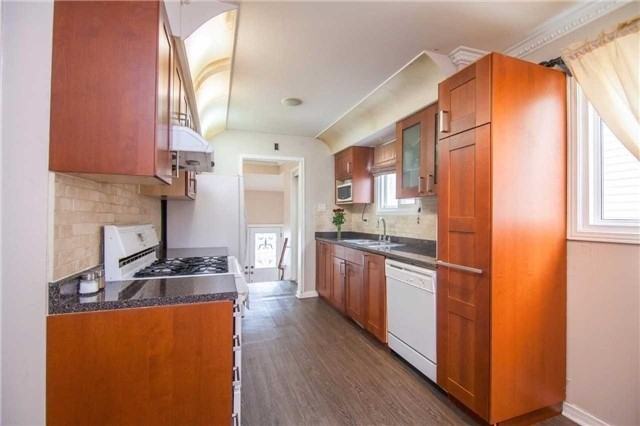 6 Lansing Sq - Photo 3 of 13