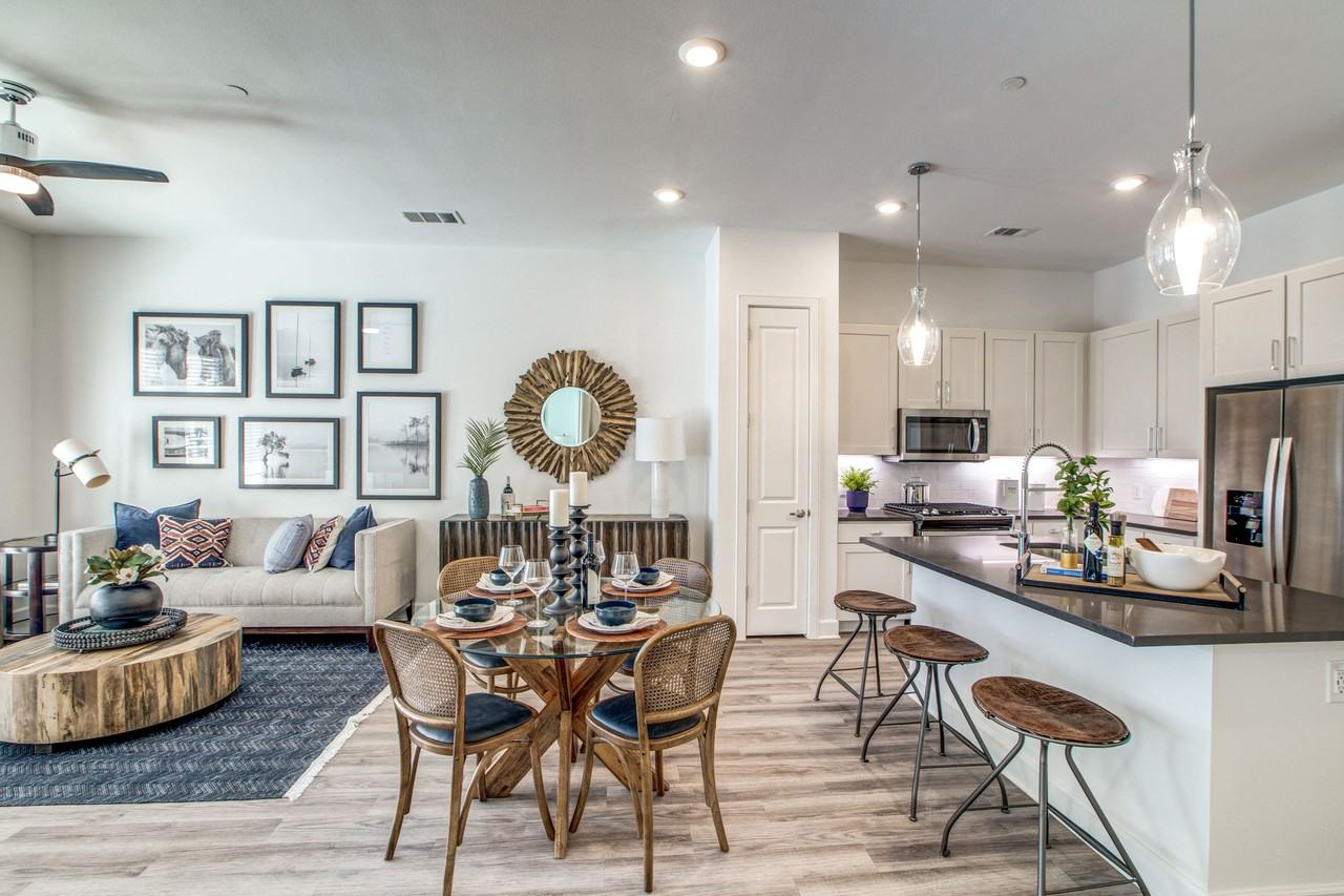 255 Assay - Photo 7 of 33