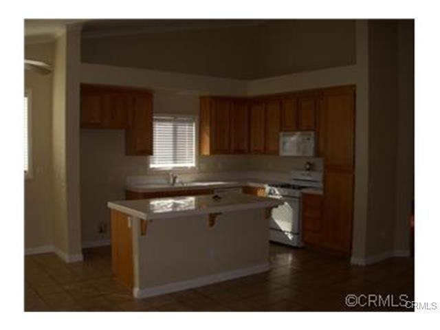 7049 Fremontia Ave - Photo 2 of 7