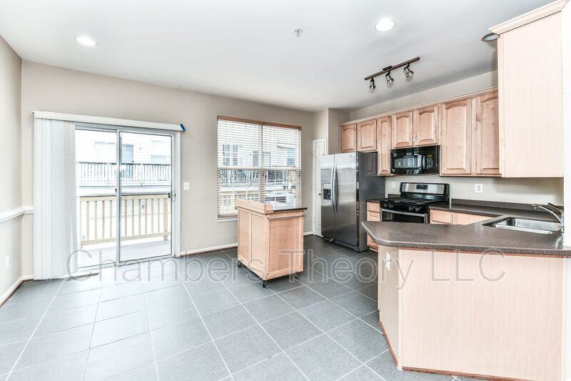 3845 Eisenhower Ave - Photo 6 of 36